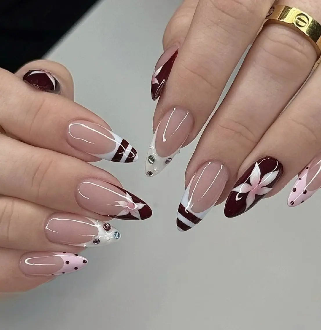 ネイル オーロラネイル 氷ネイル・うるうるネイル 韓国ネイル 水色 夏ネイル ハンドネイル kirakime nailのネイルデザイン