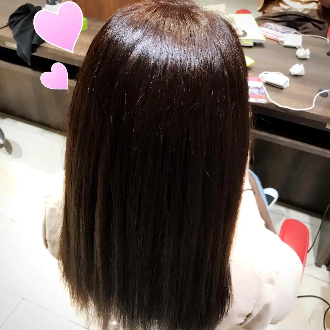 ロング カラー コミヤ チナミのヘアスタイル