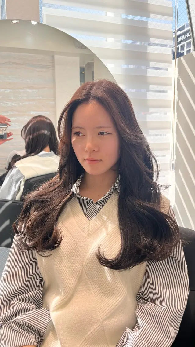 ロング ヘアカラー トリートメント 髪質改善IENA店長 小泉拓のヘアスタイル