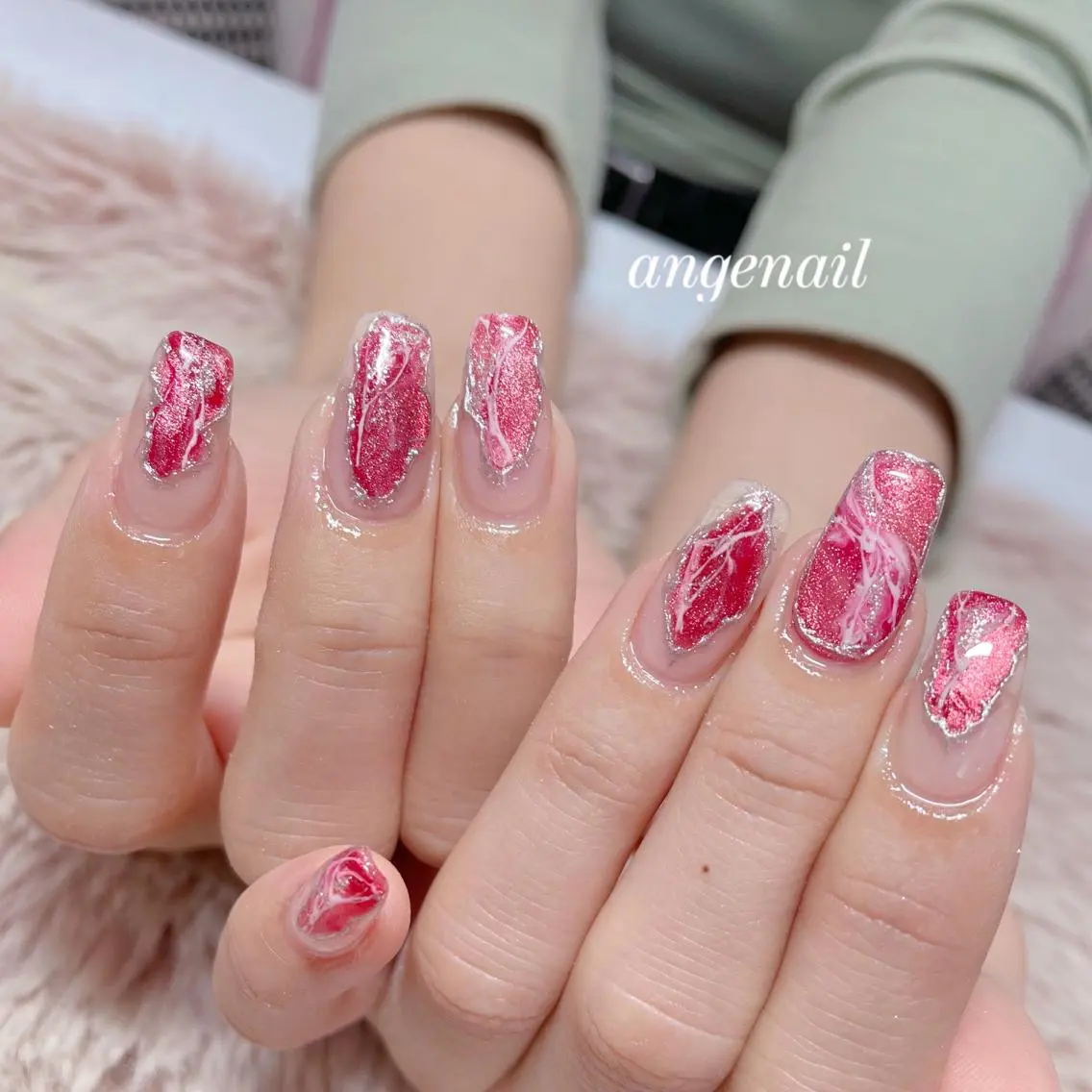 ネイル ハンドネイル オーナーネイリスト MAKIのネイルデザイン