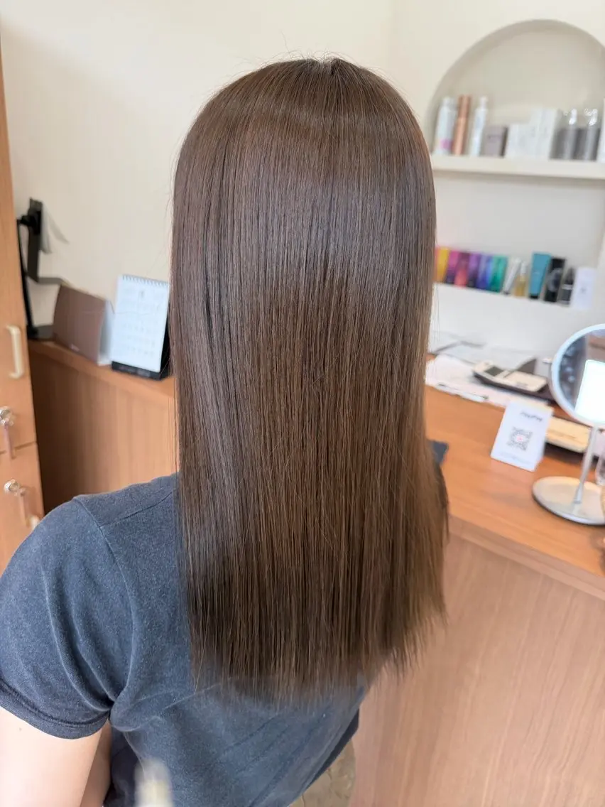 ロング カット ヘアカラー トリートメント 鈴木 梨瑚のヘアスタイル