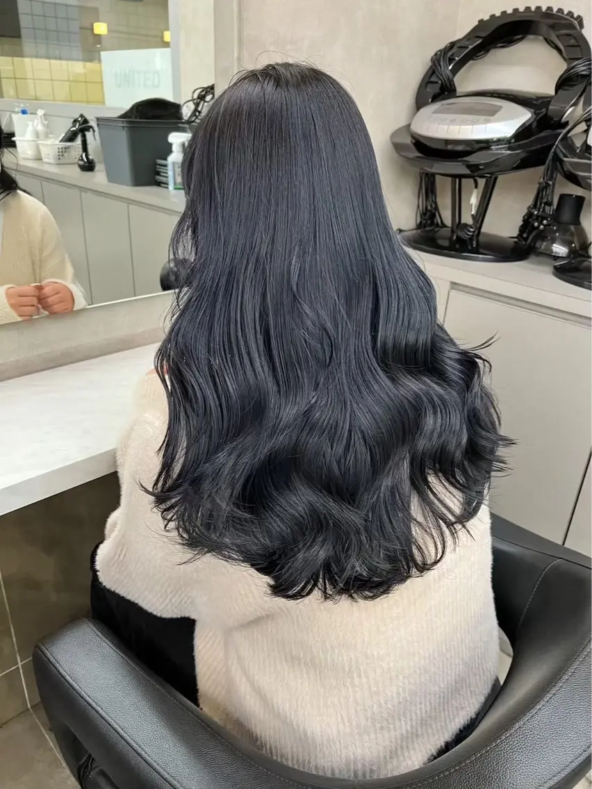 ロング カラー ヘアアレンジ カット ヘアカラー トリートメント ヘッドスパ ヘアセット 🐈‍⬛韓国ヘア/ 縮毛/透明感🐈‍⬛のヘアスタイル