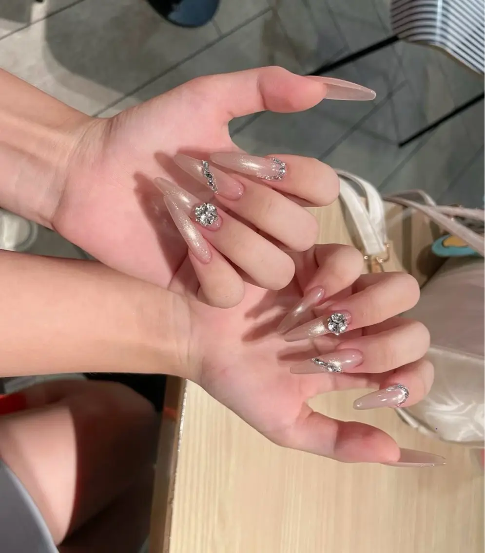 ネイル フットネイル ジェルネイル 韓国ネイル マグネットネイル 持ち込み ハンドネイル Nude nailstudioのネイルデザイン