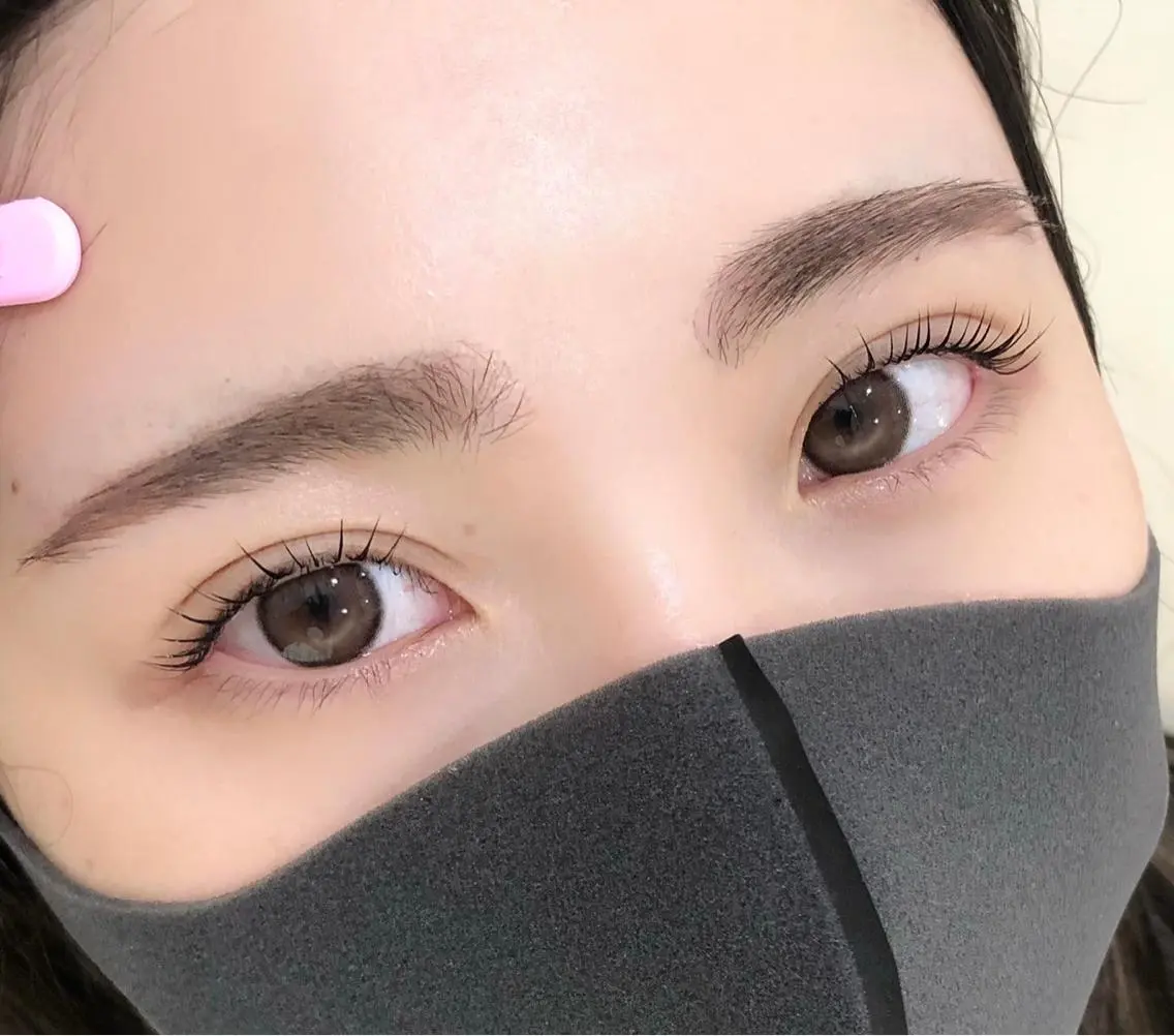 ネイル マツエク・マツパ アイブロウ 韓国風マツエク パリジェンヌラッシュリフト まつげパーマ ワンホンマツエク 長さ出し ハンドネイル フットネイル ハンドケア Nail&eye Belire 新宿のネイルデザイン