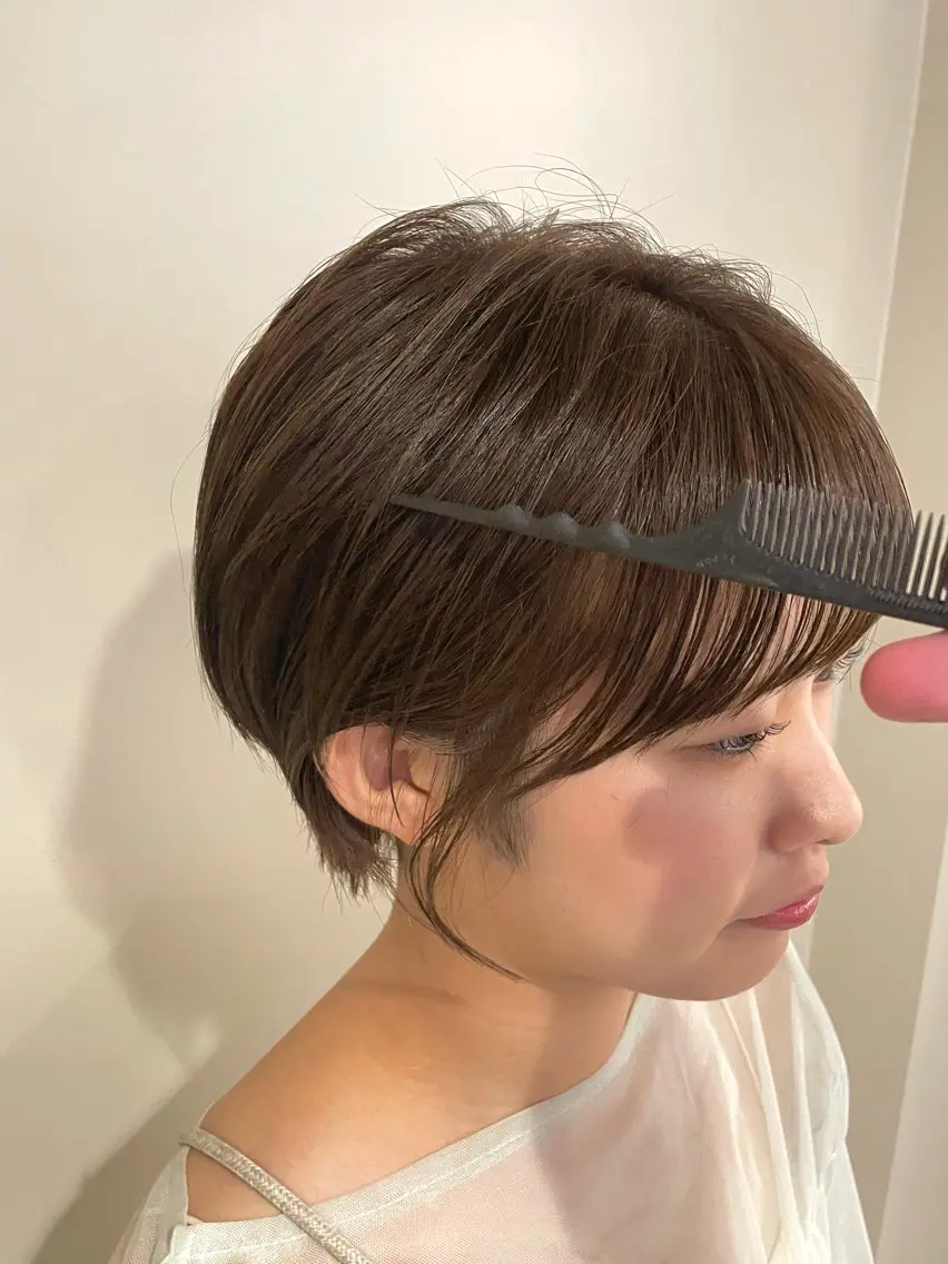 ショート カラー ベージュカラー ブリーチ ダブルカラー ブリーチなしカラー オリーブベージュ ヘアカラー 矢場町/酸性ストレー ト/髪質改善/リオのヘアスタイル