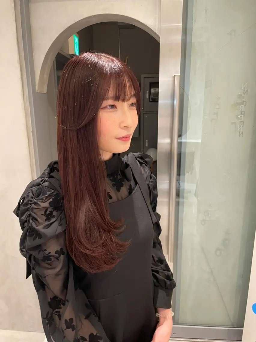 ロング カラー ブリーチ カシス ブリーチなしカラー ヘアカラー トリートメント たかはし ゆうなのヘアスタイル