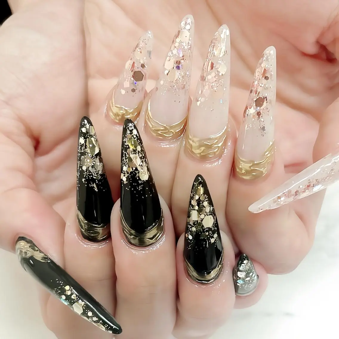 ネイル 持ち込み ハンドネイル ❤️💛REBEST 京橋　nailのネイルデザイン