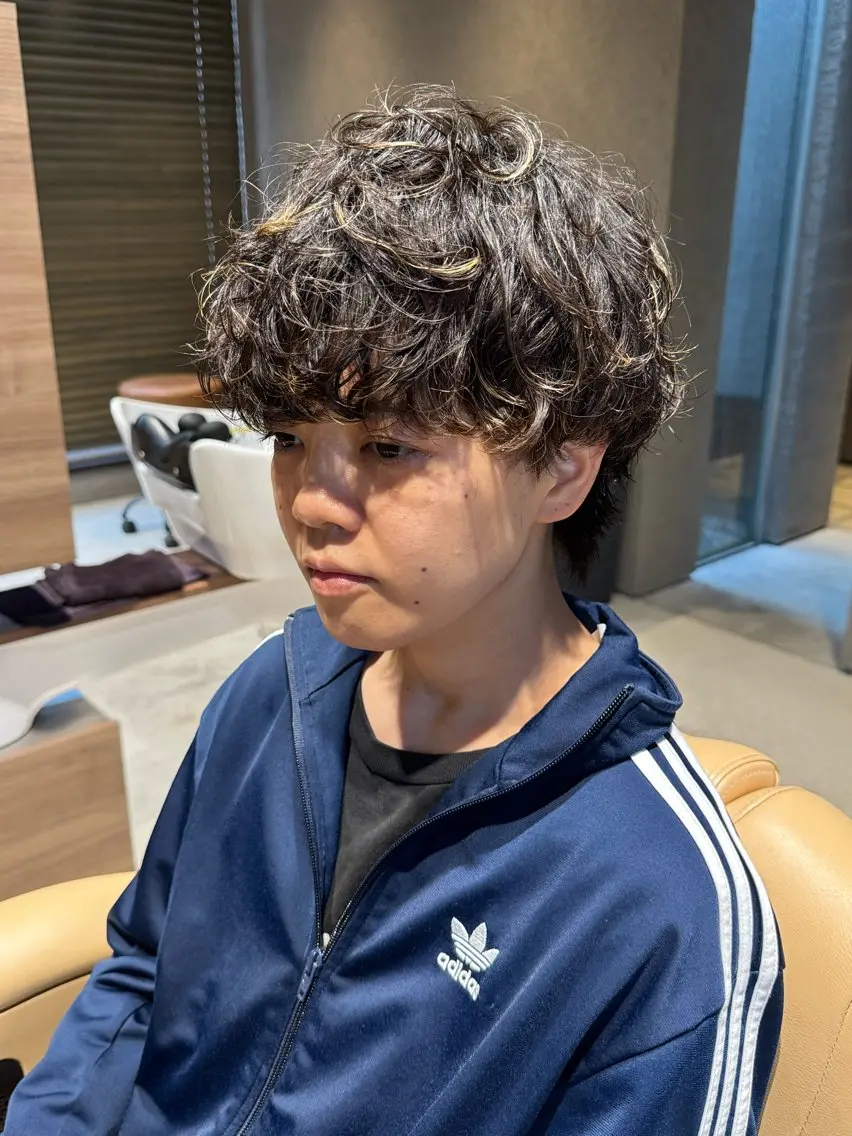 パーマ メンズ カット パーマ メンズカットパーマ 伊藤瑠星のヘアスタイル