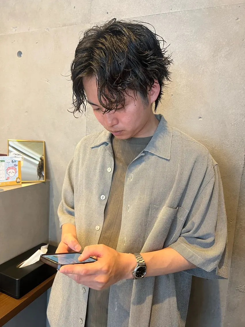 パーマ メンズ 波巻きパーマ 🌟メンズ特化🌟 やまもと　ゆめみの眉毛・アイブロウイメージ