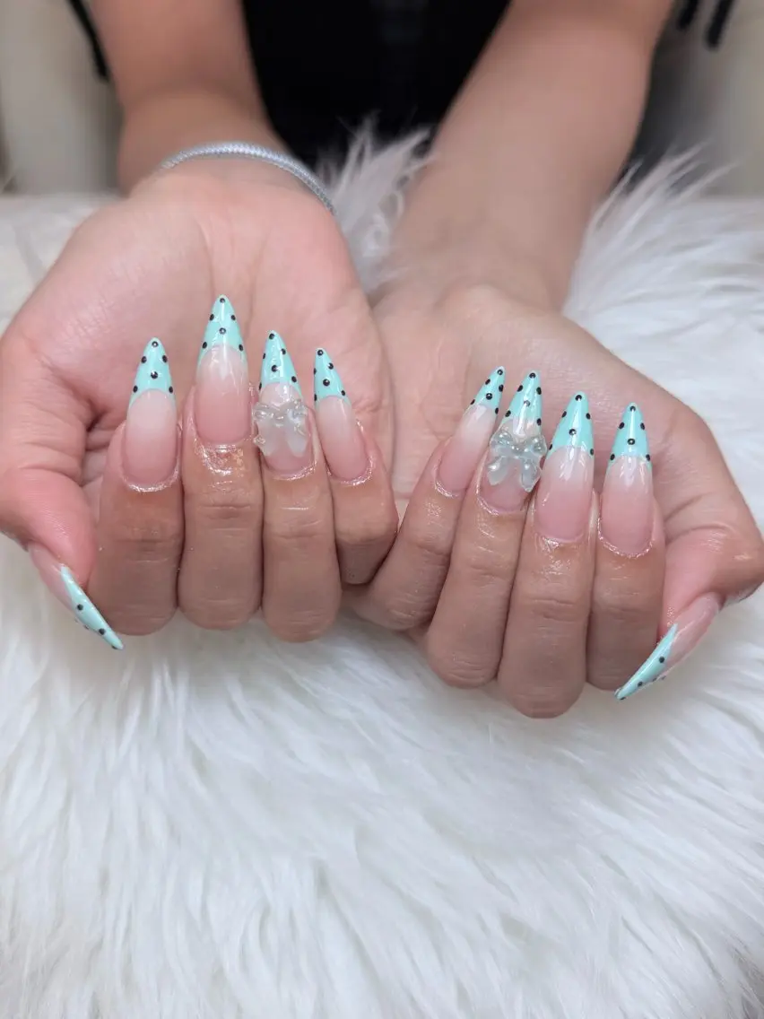 ネイル ハンドネイル ハンドケア Anh Nail 歌舞伎町のネイルデザイン