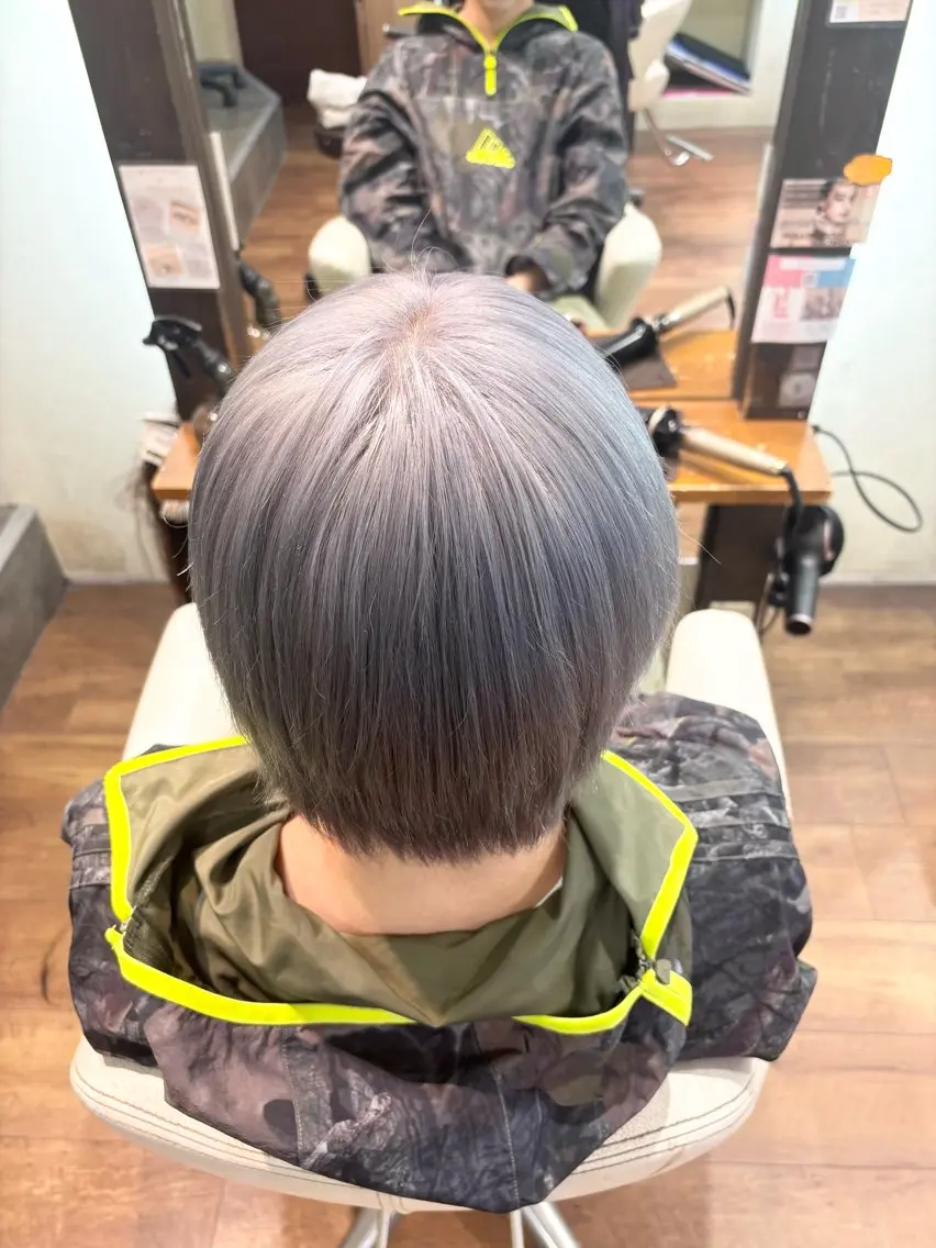 カラー メンズ ヘアカラー トリートメント ヘッドスパ 【ハイトーン特化】 🦋森山陽向/大宮のヘアスタイル