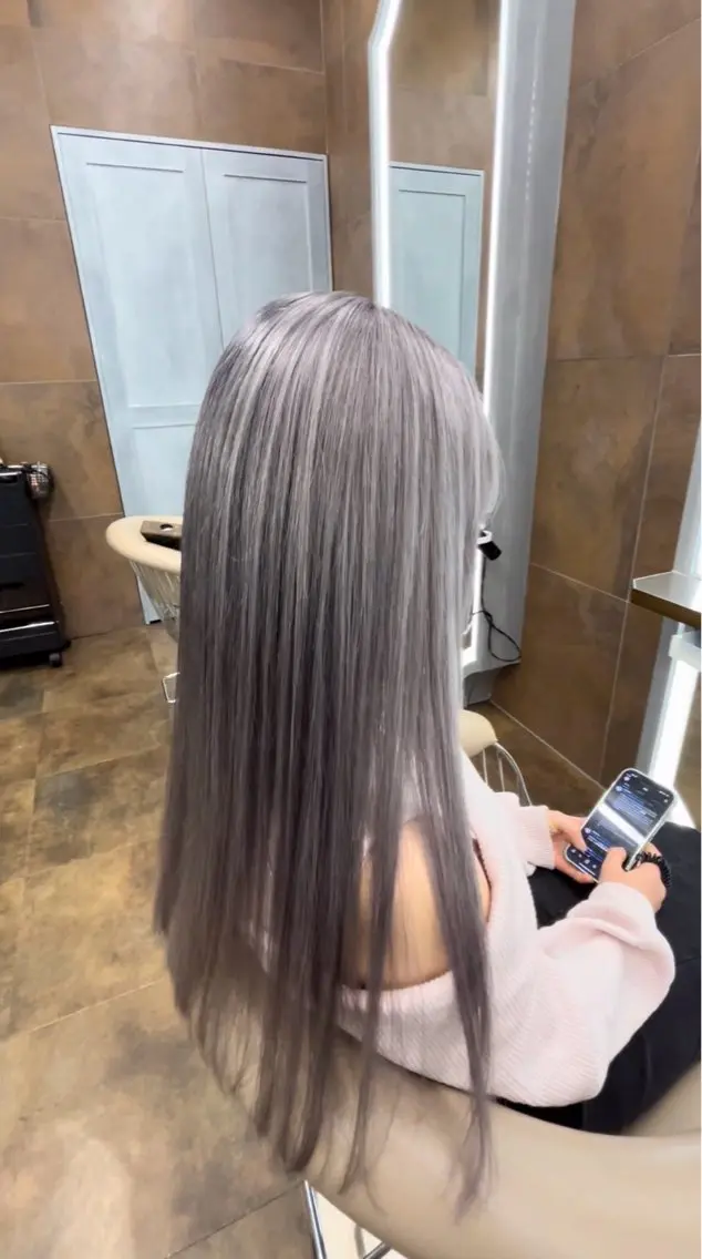 カット✂️  +  ブリーチ　+  1color🫧🩶　　【　10月7日、21日限定✨✨　】の写真