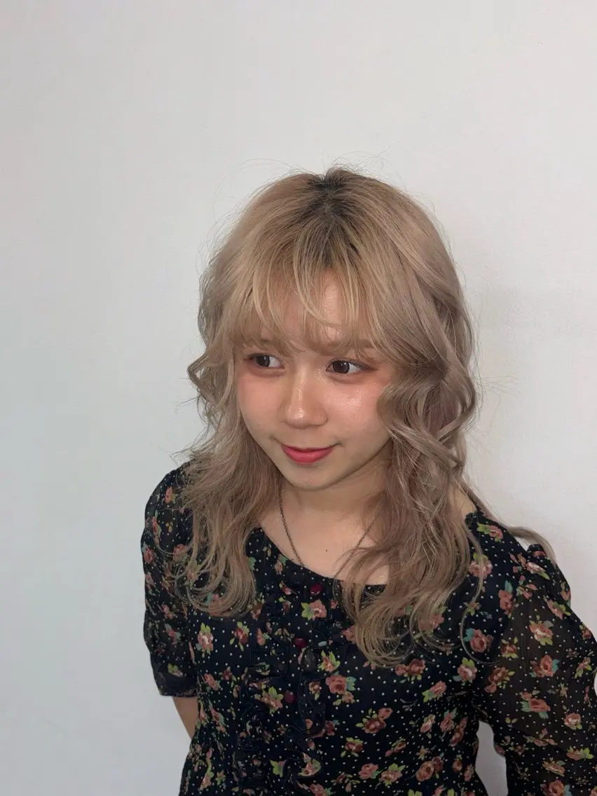 セミロング カラー ヘアアレンジ ヘアカラー ニュアンスカラー🧶 nanacoのヘアスタイル