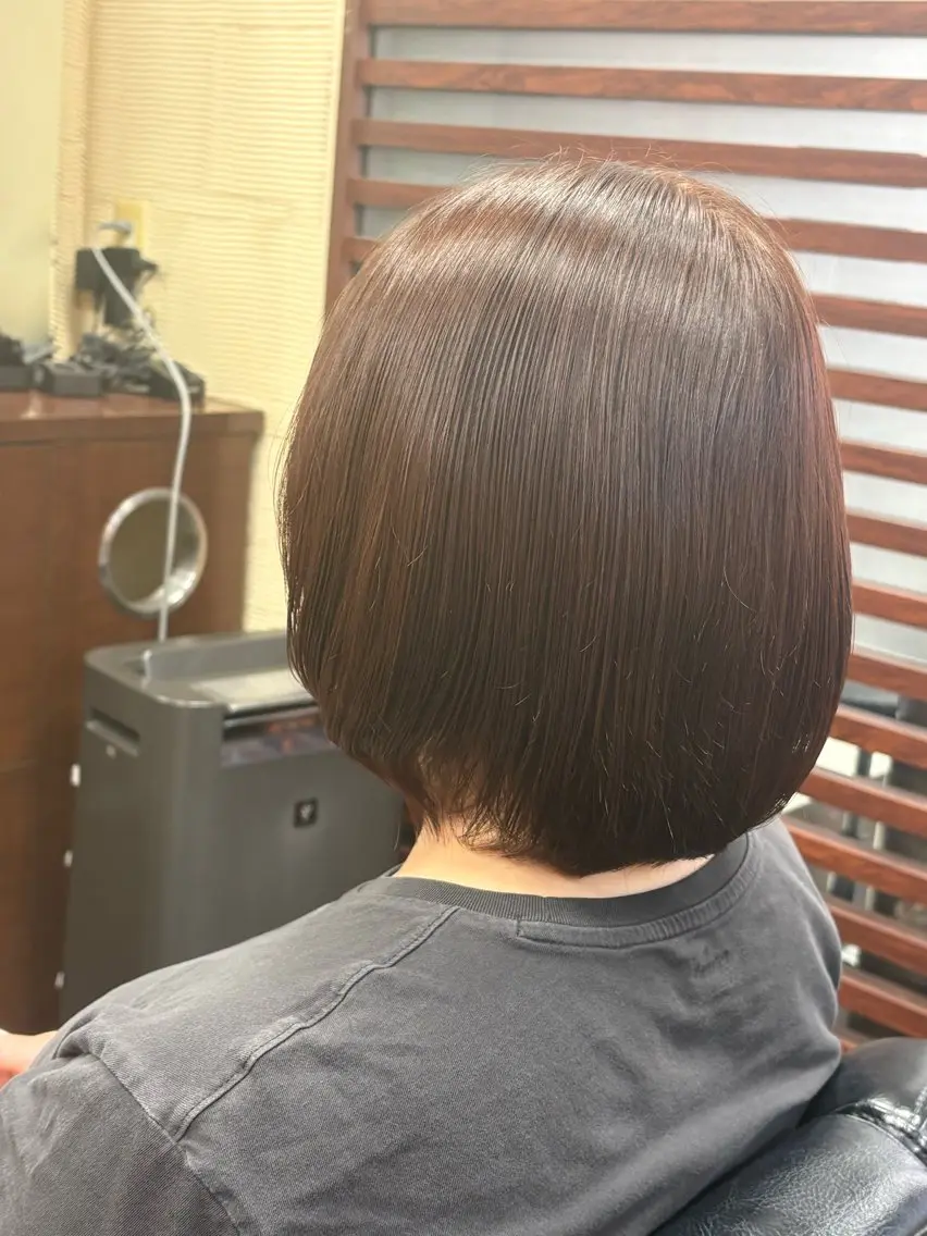 ショート ヘアカラー 細田 舞乃のヘアスタイル