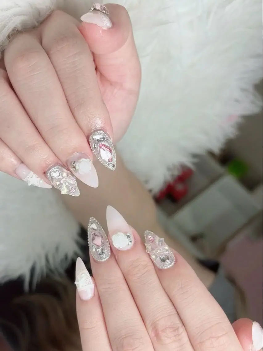 ネイル ハンドネイル MIO Nailのネイルデザイン