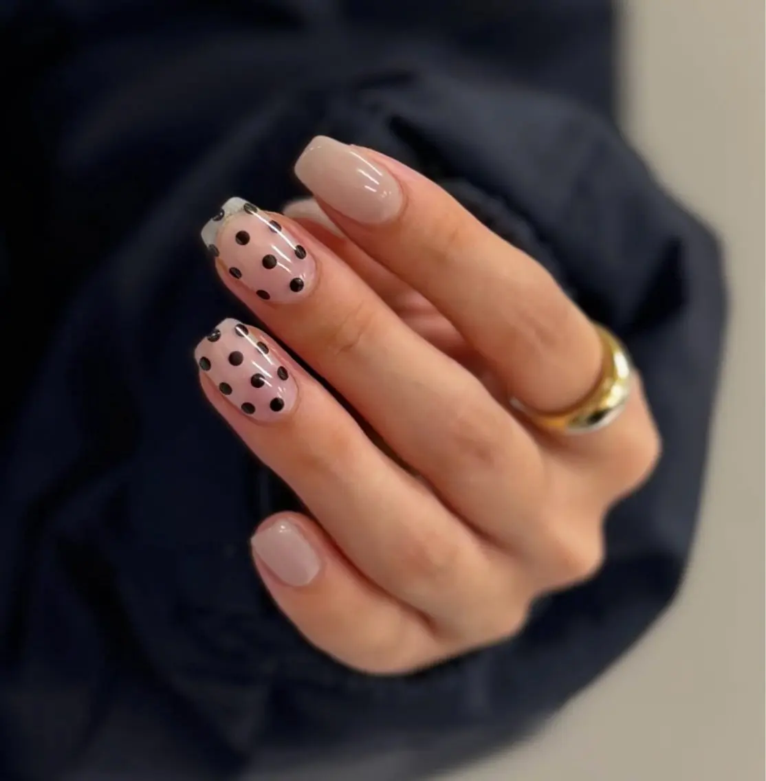 ネイル クリアネイル ドット FRGL nailstudioのネイルデザイン