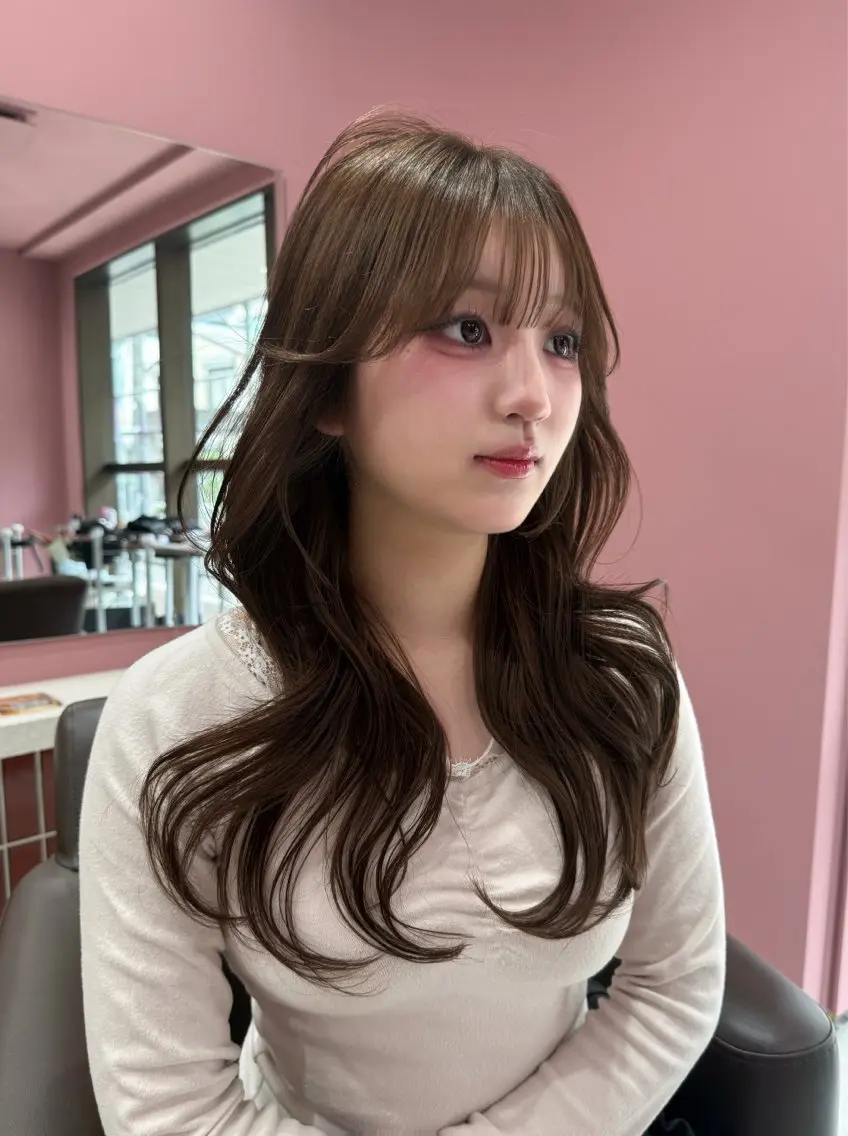 ロング カラー 黒髪 ブルーカラー ブルーブラック ブラウンカラー 透明感カラー ヘアカラー yuna 原宿/透明感カラーのヘアスタイル