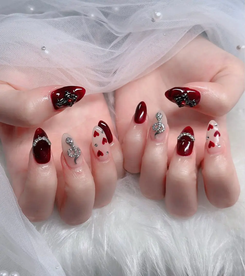 ネイル フレンチネイル ジェルネイル ハロウィン キラキラネイル 韓国ネイル H.baby Nail Salonのネイルデザイン