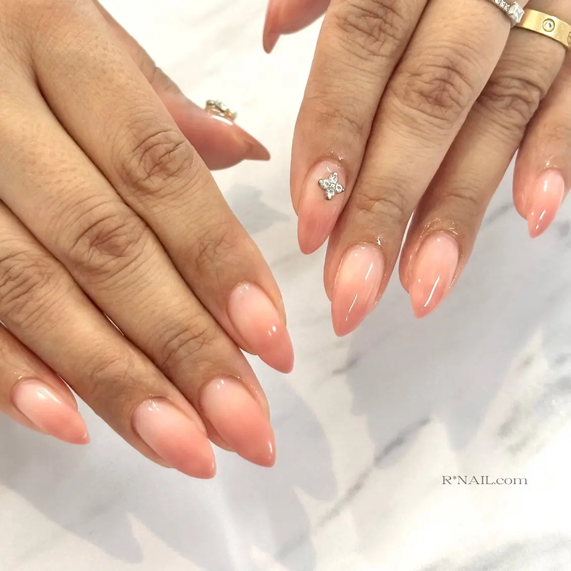 ネイル ハンドネイル Riona / R*NAIL.comのネイルデザイン
