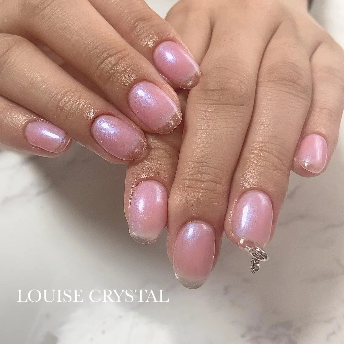 ネイル ハンドネイル LOUISE CRYSTALのネイルデザイン