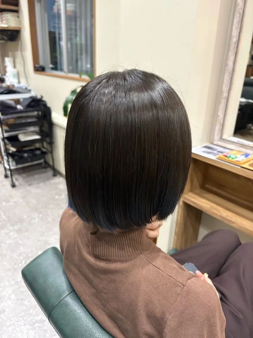 ショート ヘアカラー 安谷屋 こはるのヘアスタイル