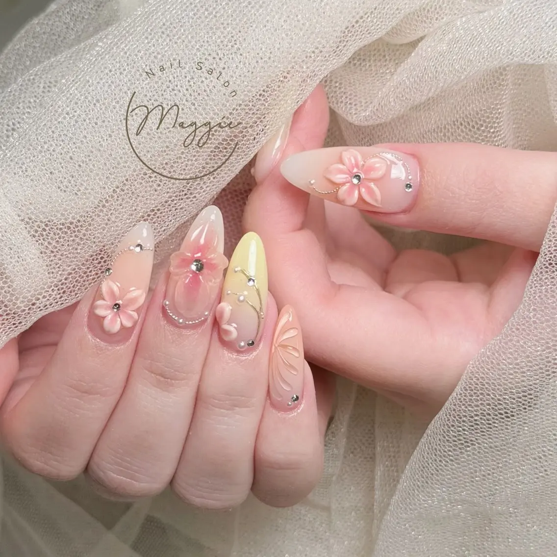 ネイル Maggie Nail🦩のネイルデザイン