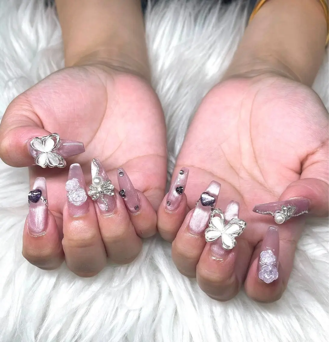 ネイル 長さ出し グラデーション 卒業式 キラキラネイル マグネットネイル Lee Nailsのネイルデザイン