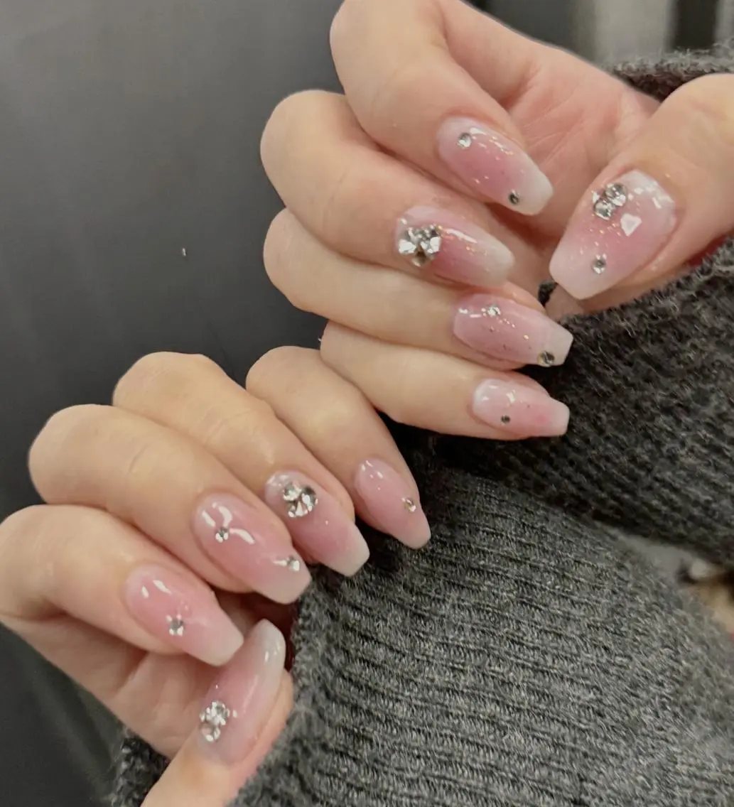 ネイル ハンドネイル ハンドケア 🍑 momo_nailのネイルデザイン