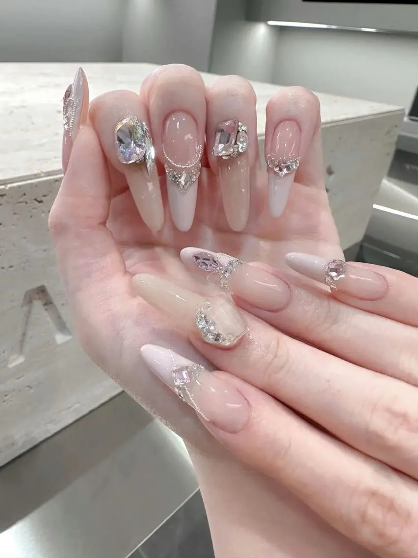 ネイル アートネイル チークネイル ジェルネイル 韓国ネイル 持ち込み kana nailのネイルデザイン