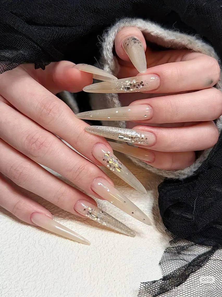 ネイル フレンチネイル ガラスフレンチ キラキラネイル 韓国ネイル ロングネイル ハンドネイル star nail salonのネイルデザイン