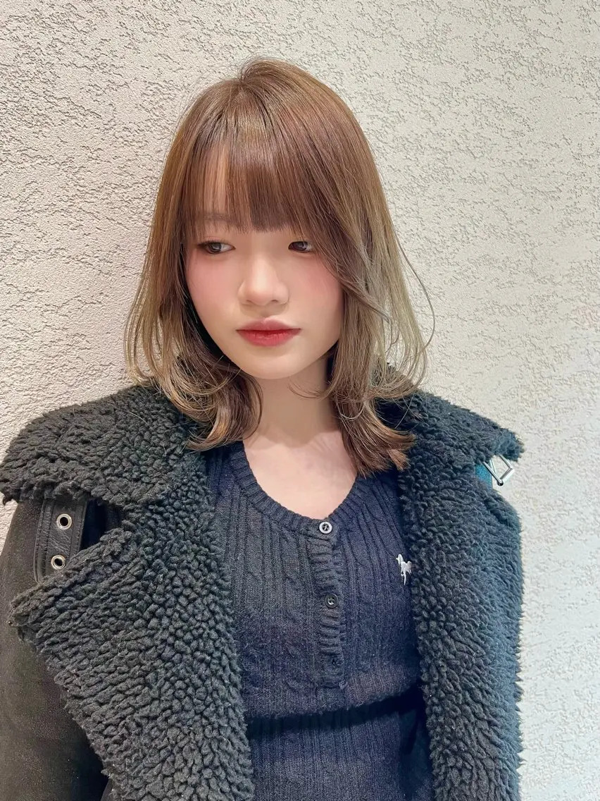 ミディアム カラー カット ヘアカラー トリートメント 興津/韓国レイヤー ダブルカラー美髪縮毛のヘアスタイル