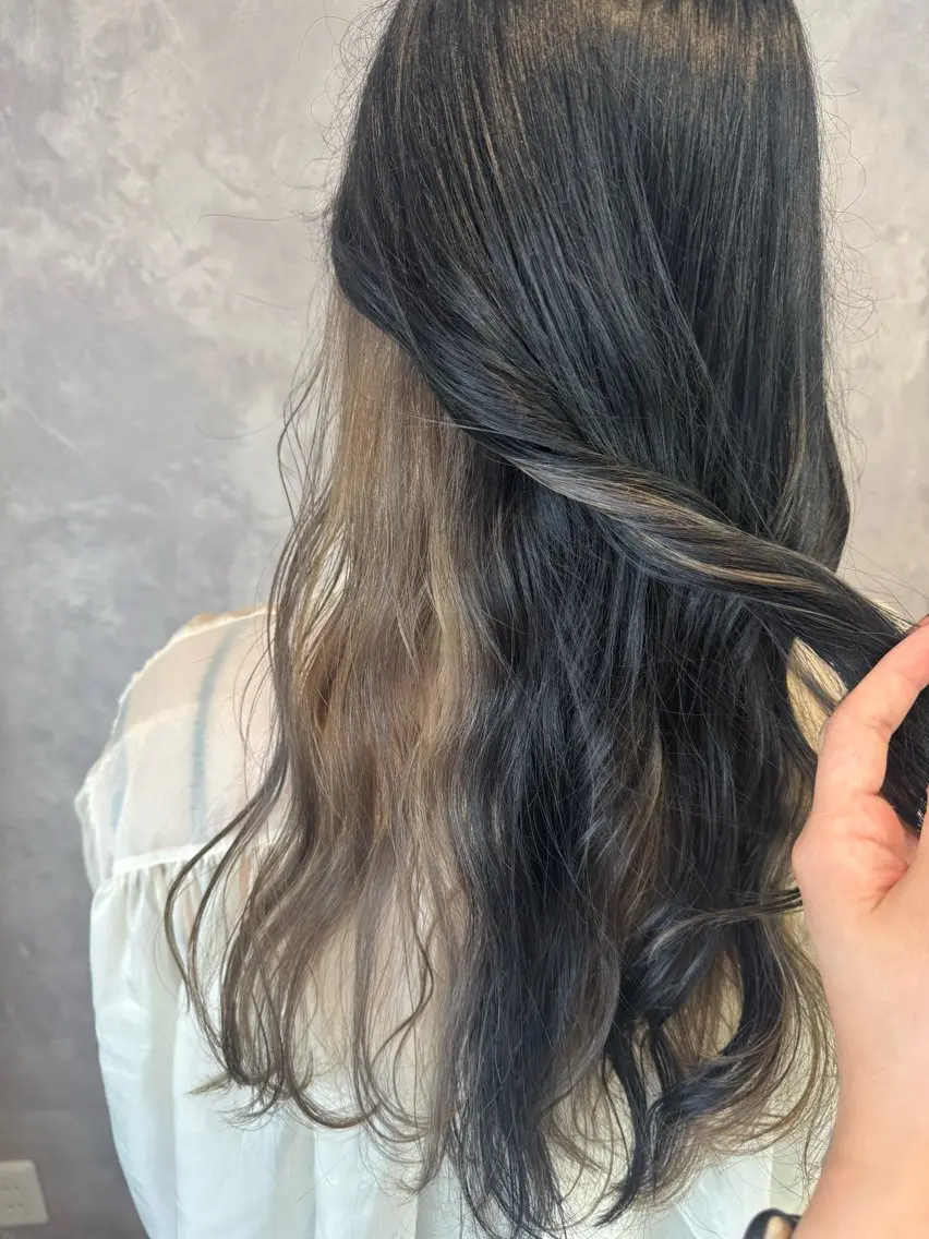 🍒カット+インナーカラー+トリートメント🍒の写真