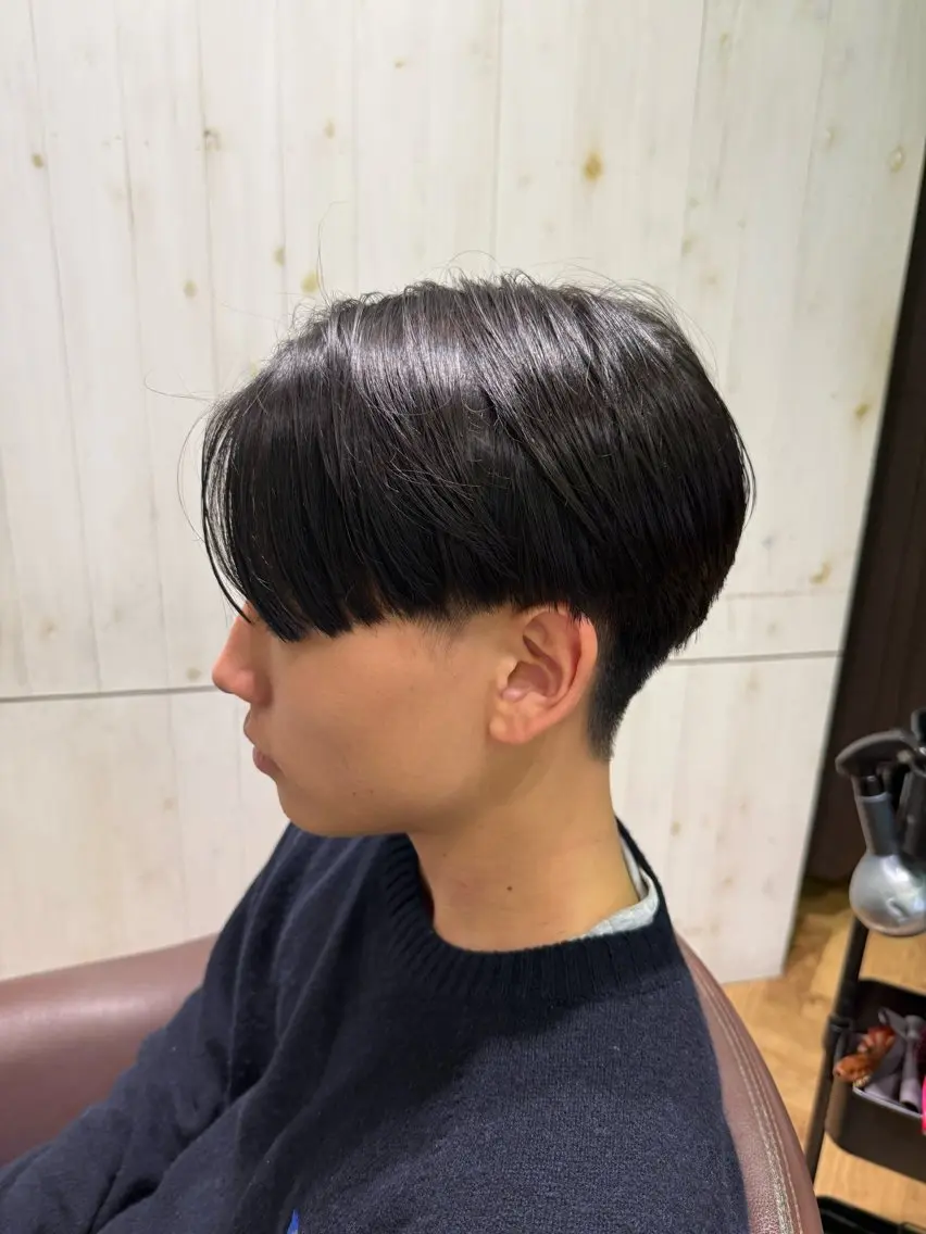 ショート メンズ センターパート 溝口 槙里也のヘアスタイル