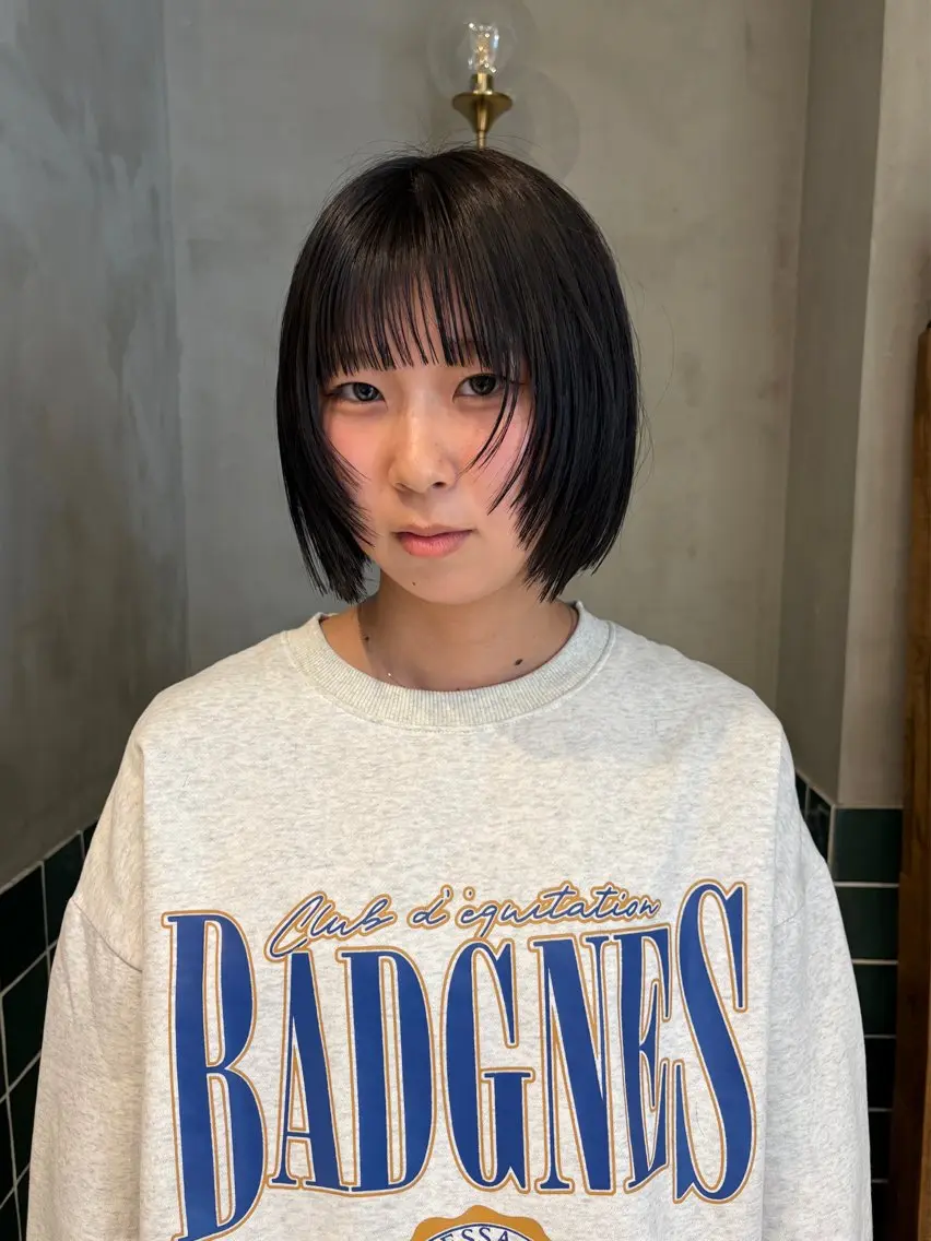 ショート カラー ボブ レイヤーカット sai 青山 史親のヘアスタイル