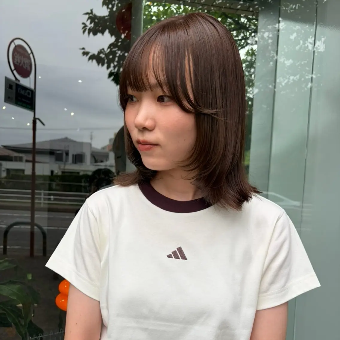 ミディアム カラー ブラウンカラー モカブラウン レイヤーカット カット ヘアカラー トリートメント qpula misuzuのヘアスタイル