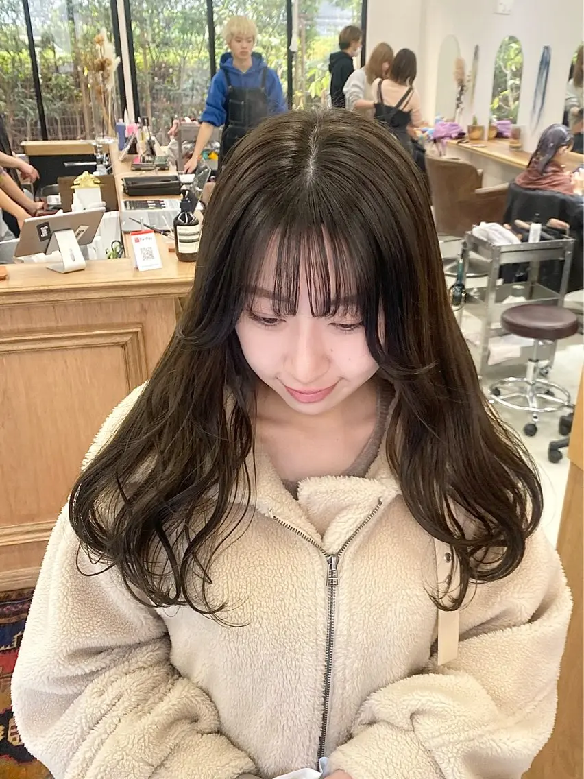 セミロング カラー ヘアアレンジ カット ヘアカラー トリートメント ハル🌸柔色/ ブリーチなし/艶髪のヘアスタイル