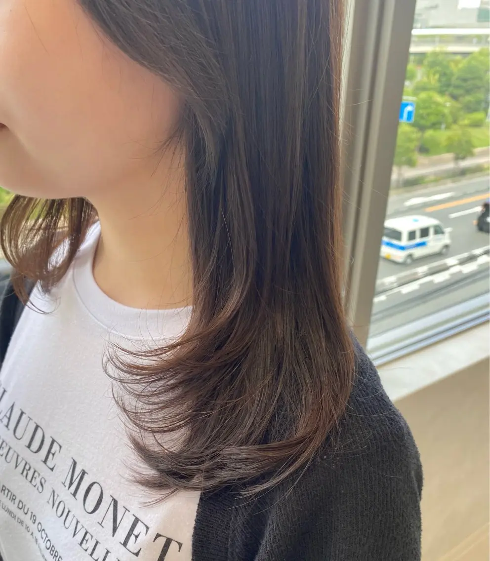セミロング カラー アッシュ アッシュブラウン ブラウンカラー レイヤーカット 韓国ヘア・カラー 🩵SHIZUKUのヘアスタイル