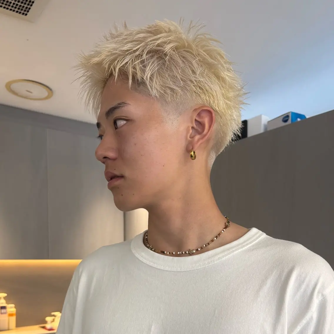 【U-25】【スパイキーショート限定🔥】リタッチor全頭ブリーチ🔥＋カラー！＋Aujuaトリートメント付き🫧の写真