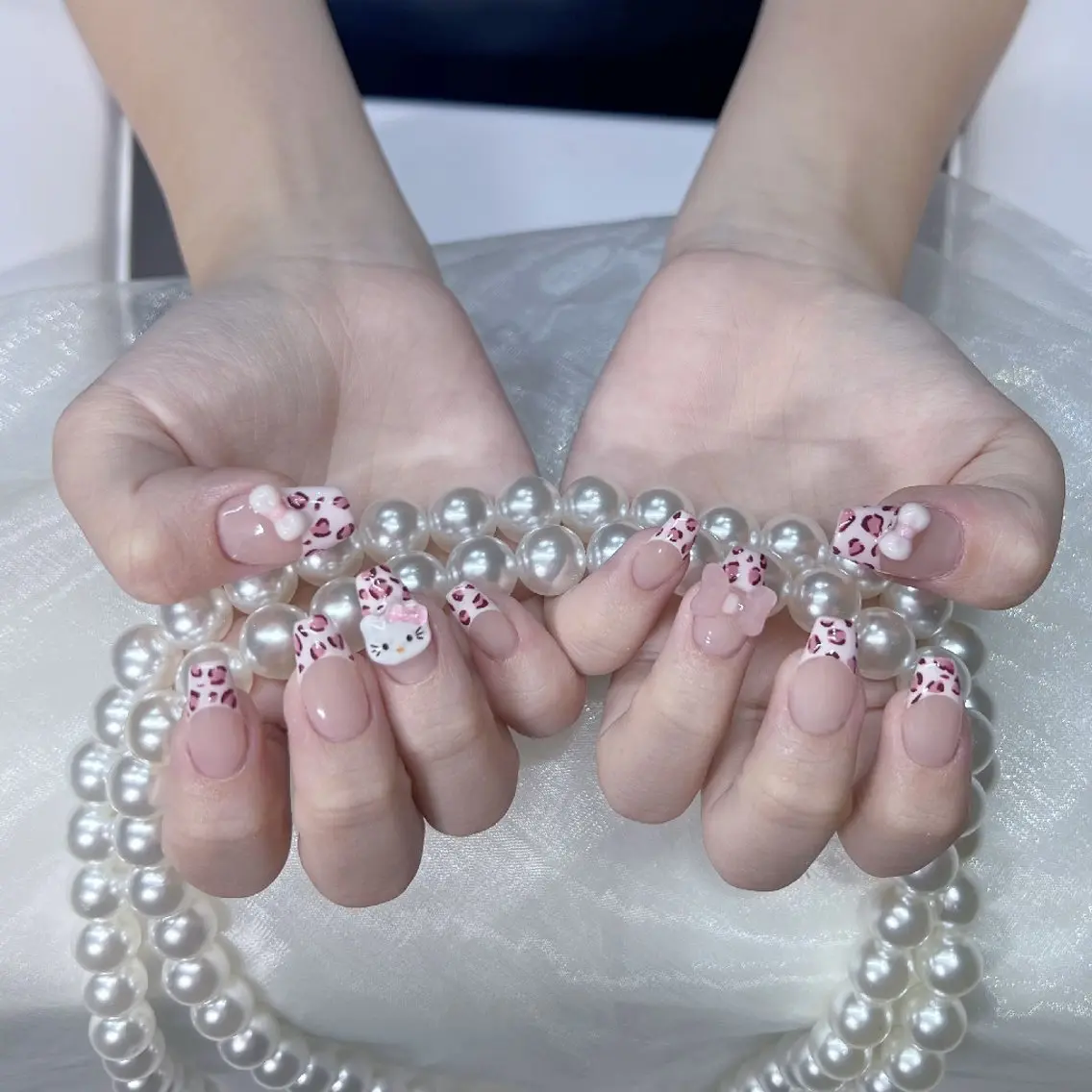【ジェルOFF無料】🎀持ち込みデザイン10本💖パーツ付け放題の写真