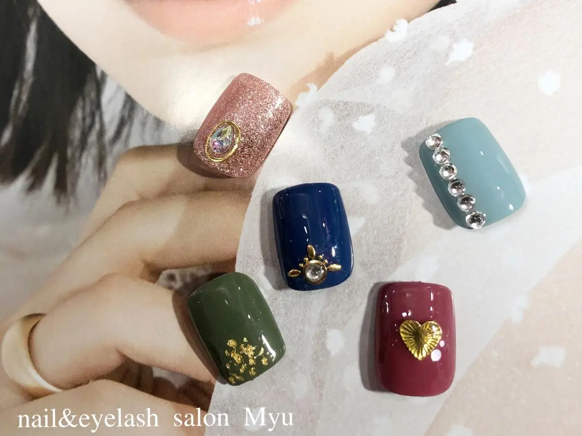 ネイル Myu博多店 かえでのネイルデザイン