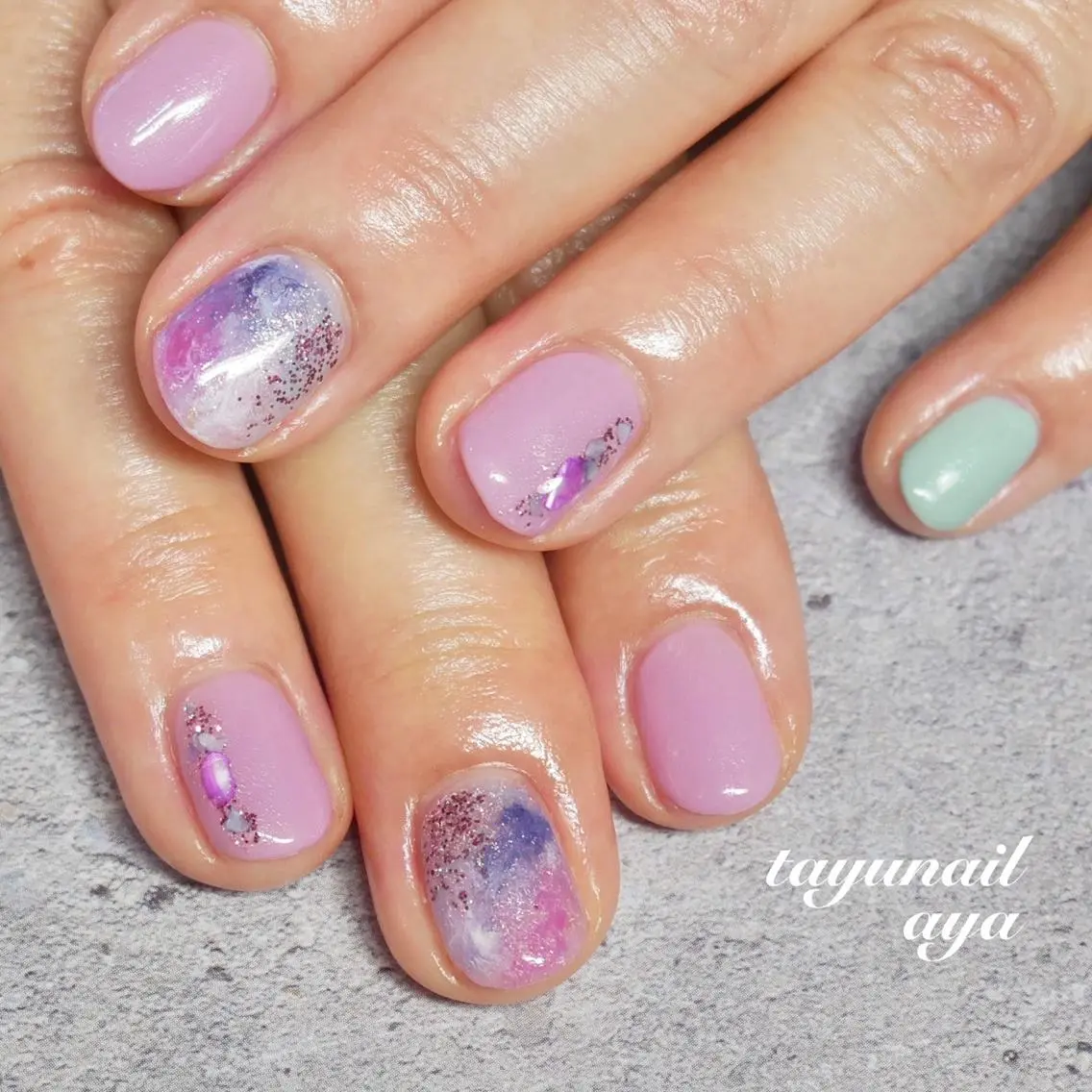 ネイル ブルー ジェルネイル ニュアンスネイル パラジェル 夏ネイル ネイルサロン 【たゆnail】のネイルデザイン