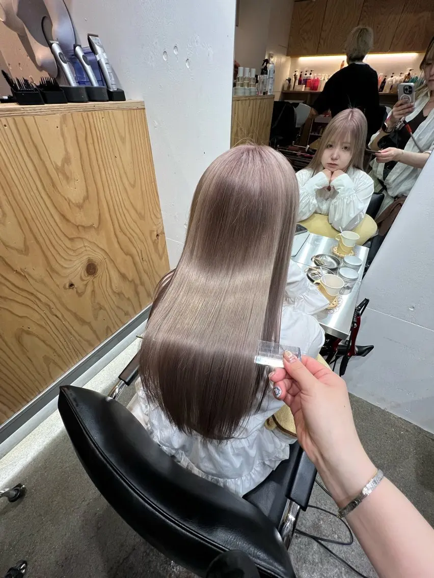 ロング カラー ブリーチ 髪質改善 トリートメント ヘアカラー トリートメント ヘッドスパ ✨髪質改善矯正× ブリーチ✨YU-KIのヘアスタイル