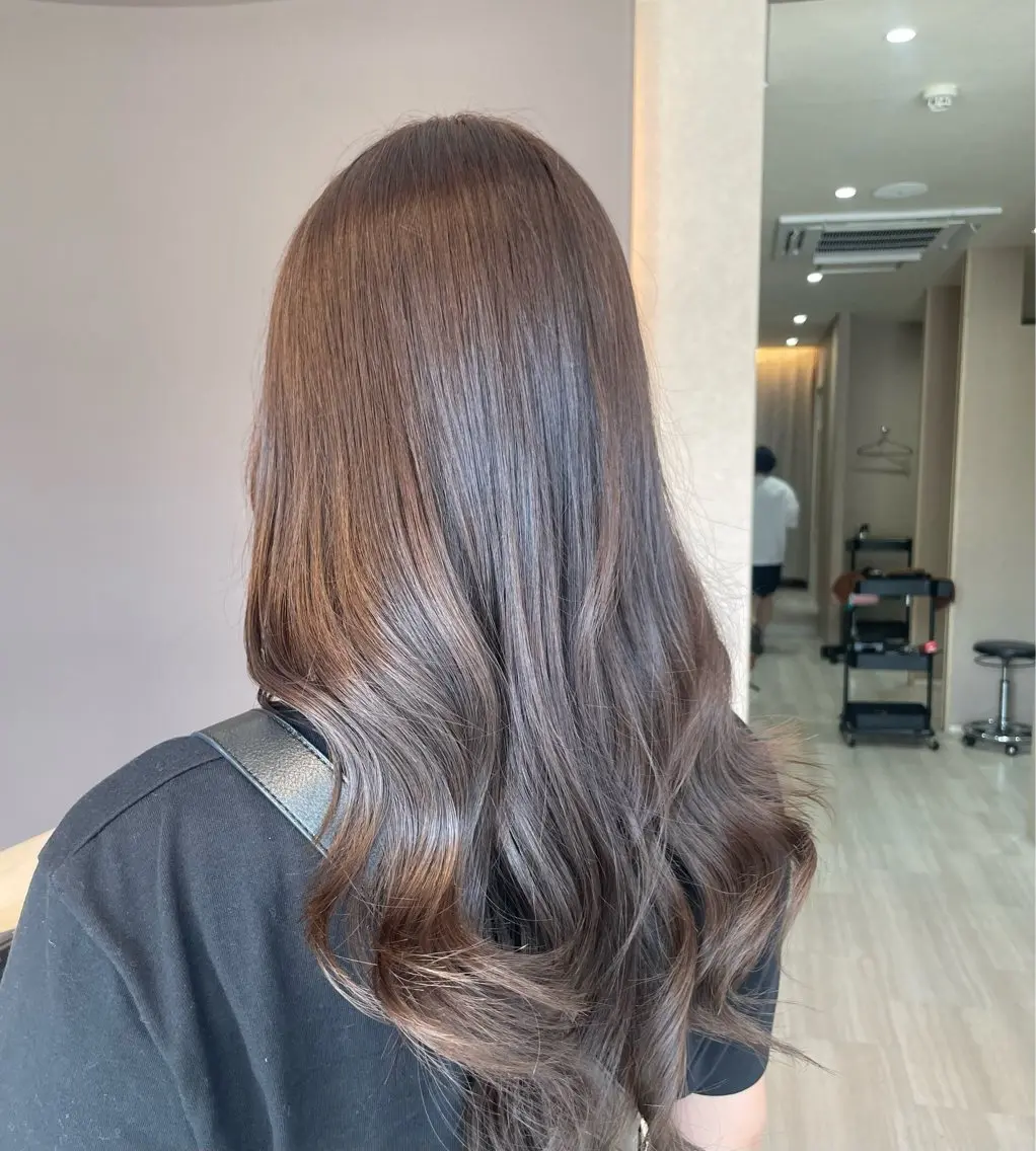 カラー ヘアカラー 戸上 メグのヘアスタイル