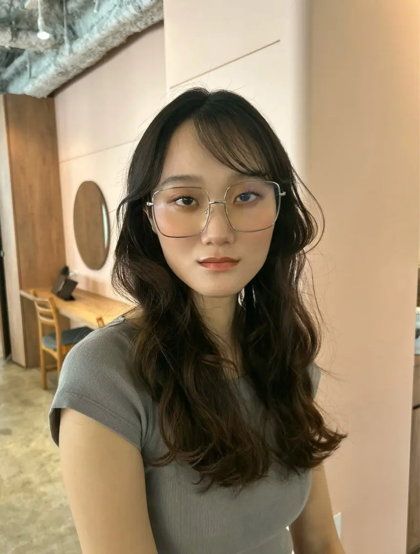 セミロング chico .のヘアスタイル