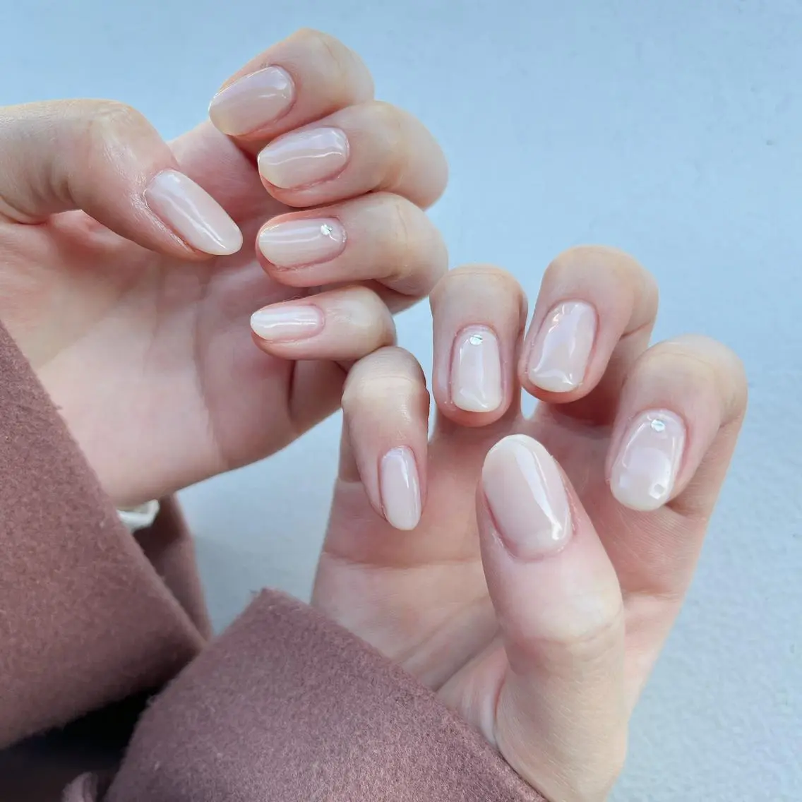 ネイル オフィスネイル ストーンネイル ハンドネイル Bianca TORII🌞のネイルデザイン