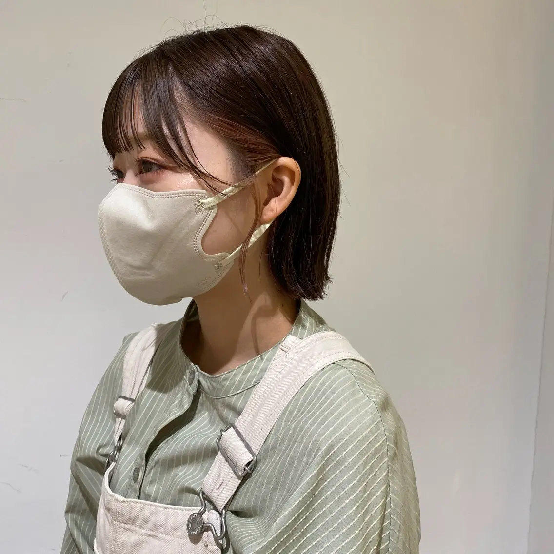 ショート ボブ ボブインナー ヘアカラー 神奈川大学最寄り白楽 三本松巧のヘアスタイル
