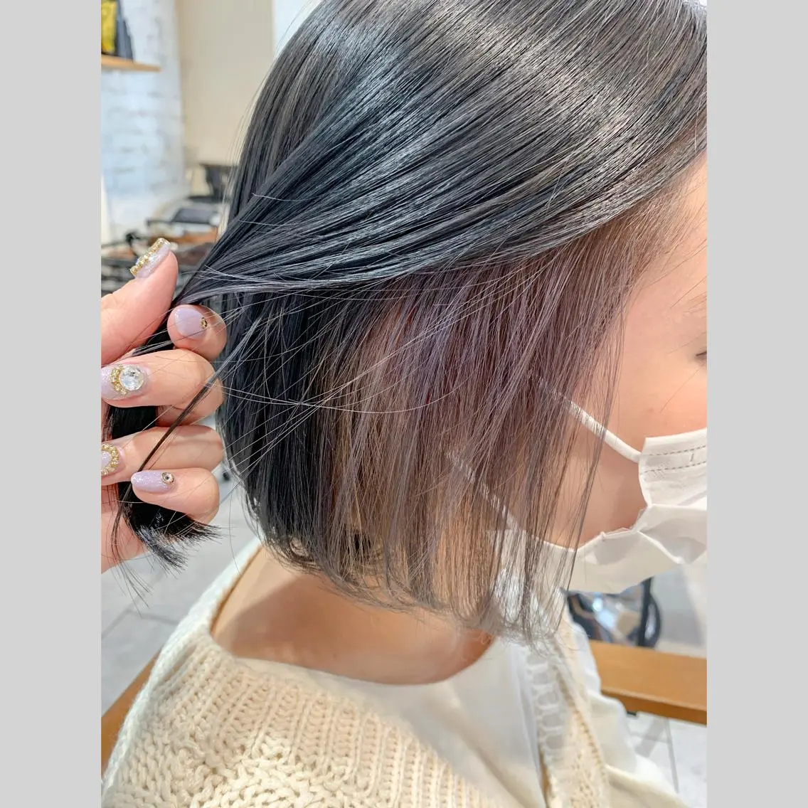 ショート カラー アディクシーカラー ベージュカラー ブリーチ 浅沼 久瑠美のヘアスタイル