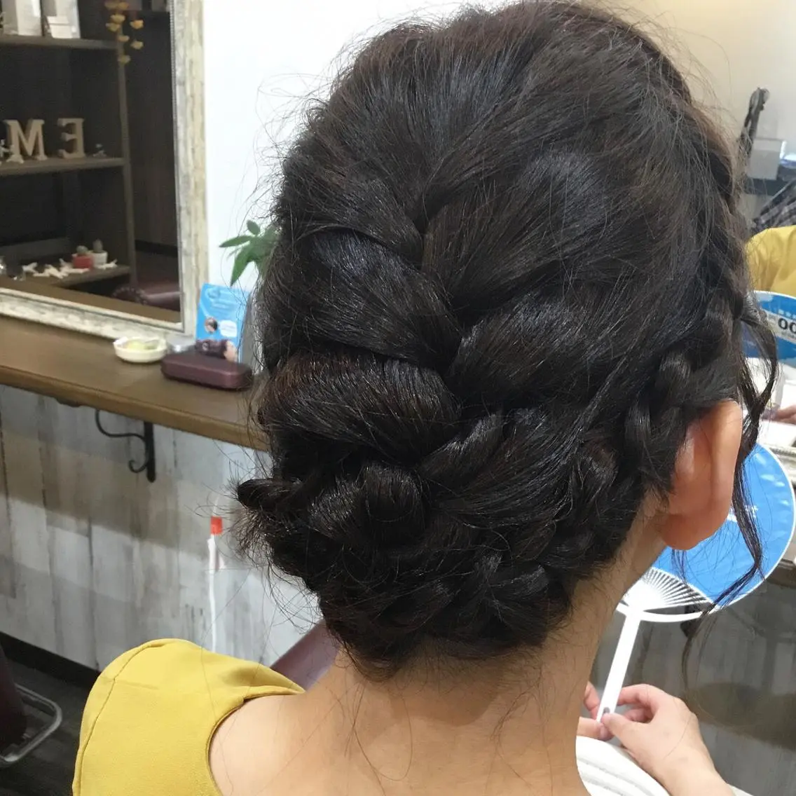 ヘアアレンジ embrace エンブレイスのヘアスタイル