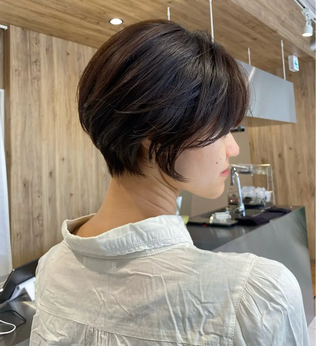 ショート ショートヘア 都筑 莉佳子のヘアスタイル