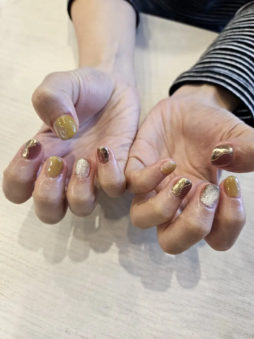 ネイル ハンドネイル 関口 友菜のヘアスタイル